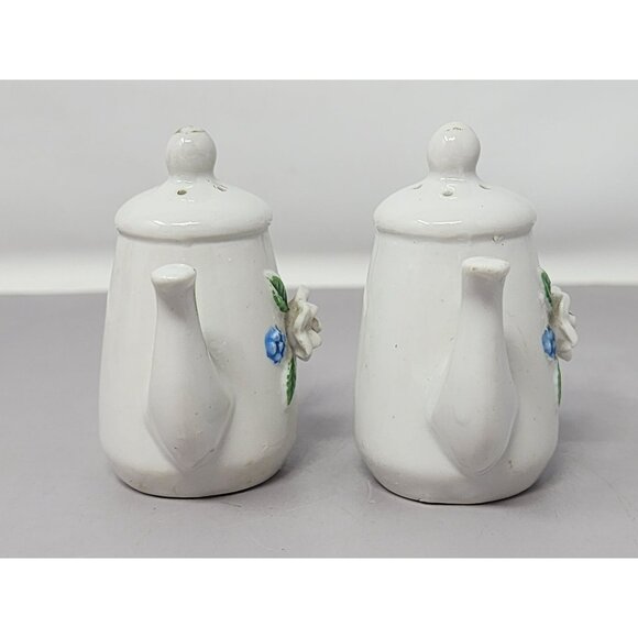 Vintage Red Barrel & White Floral‎ Teapot Salt & Pepper Shakers Set Japan - Picture 3 of 13